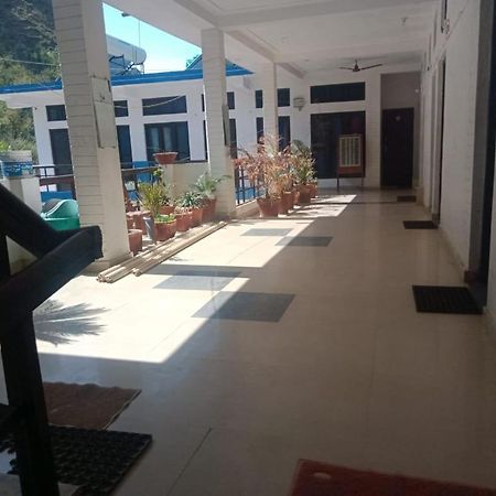 Apartmán Vamoose Srishty Choice Rudraprayāg Exteriér fotografie