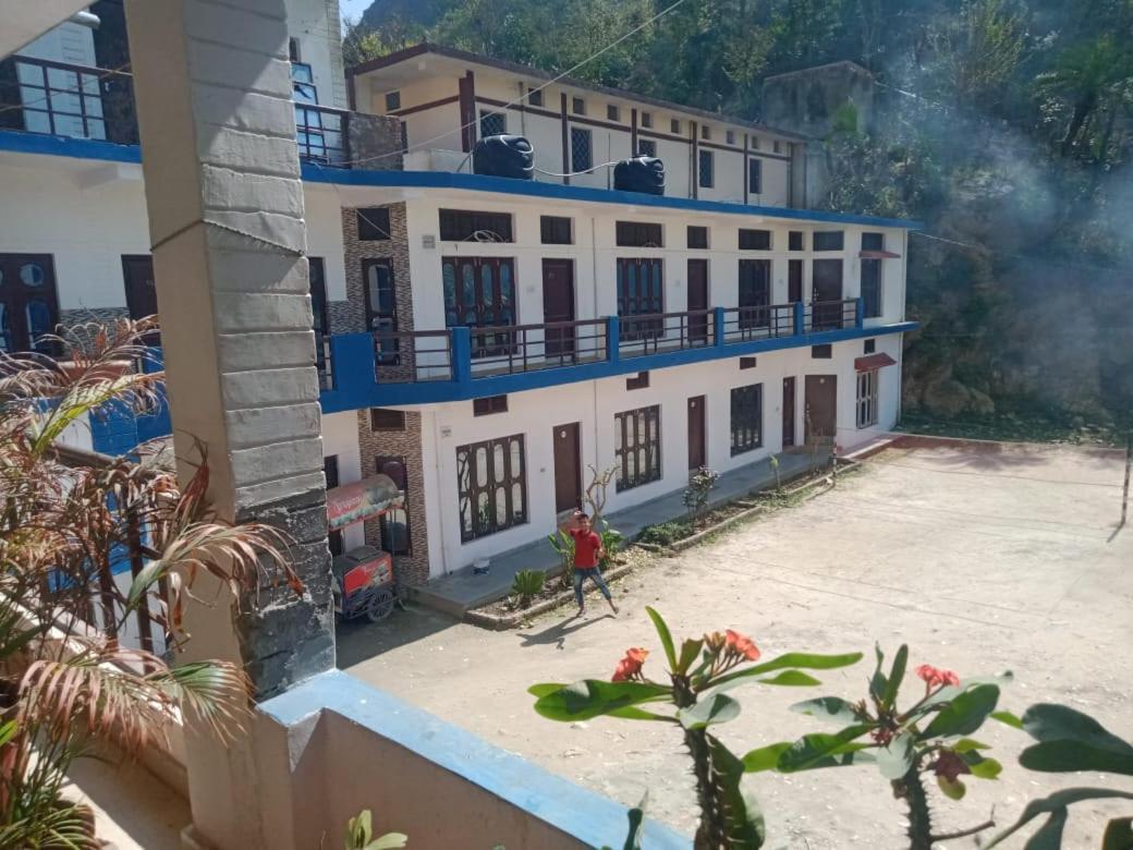 Apartmán Vamoose Srishty Choice Rudraprayāg Exteriér fotografie