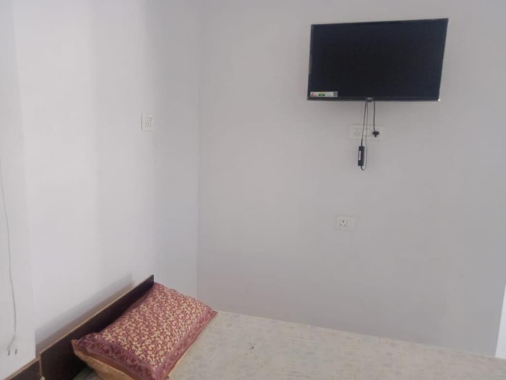 Apartmán Vamoose Srishty Choice Rudraprayāg Exteriér fotografie